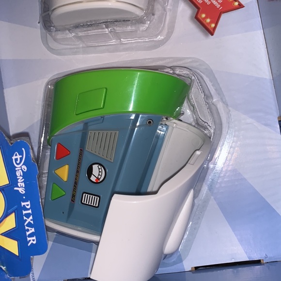 DISNEYPARK EXCLUSIVE TOY STORY BUZZ LIGHTYEAR WALKIE TALKIES - Picture 6 of 9